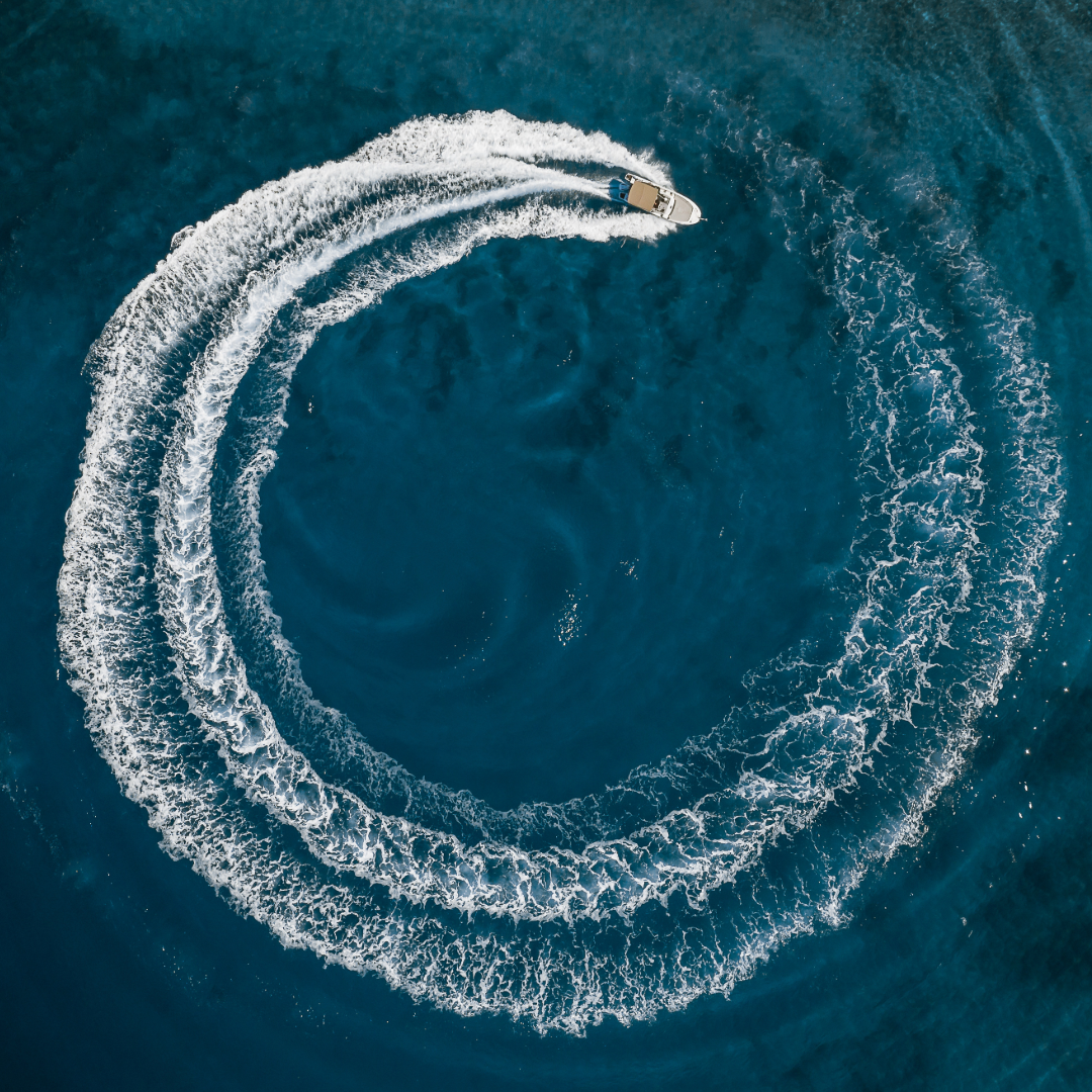 community manager la croix valmer