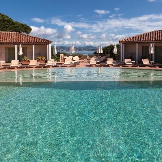 community manager hotel saint tropez