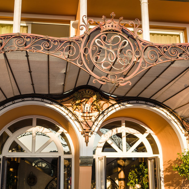 community manager hotel saint tropez